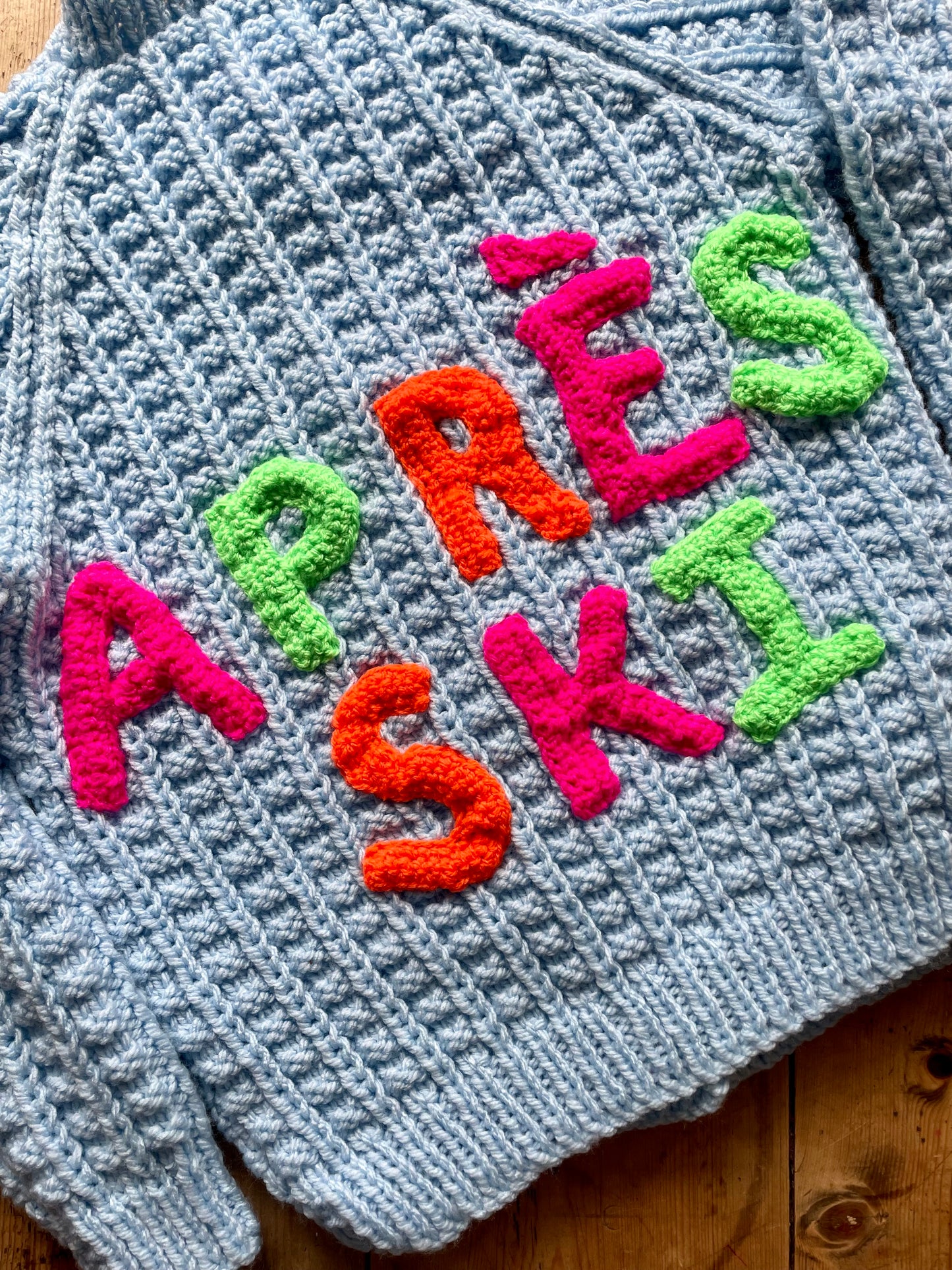 "APRES SKI" Handmade Cardigan Size Approx 7-9 Years