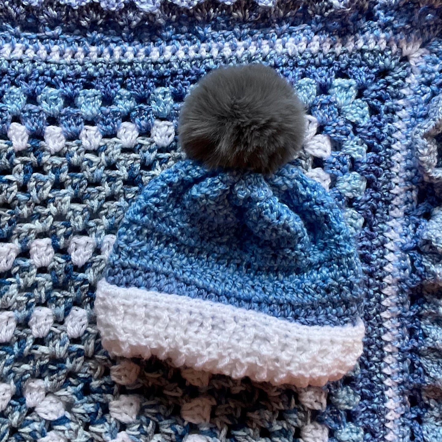 Small Handmade Baby Blanket and Hat (Blue/White)