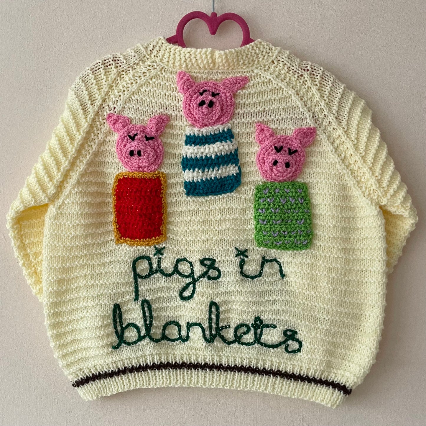 🎄Bonus Knit!🎄“Pigs in Blankets” Christmas Handmade Cardigan Size Approx 3-5 Years